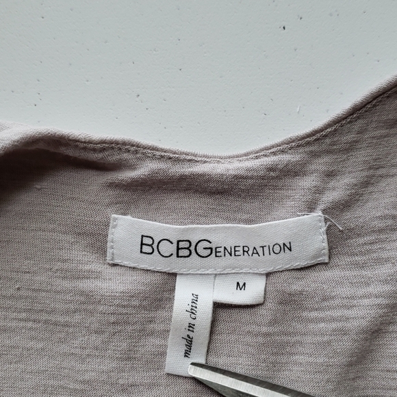BCBGeneration top - Picture 5 of 7